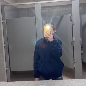 Meet your Posher, Raylee